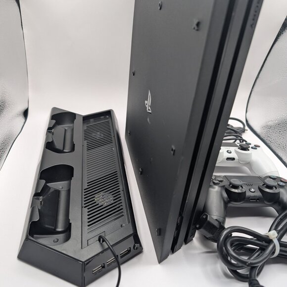 Sony Playstation 4 Pro Console Bundle 2T - TESTED - Picture 3 of 10